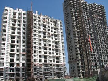 和平時(shí)光住宅樓地面找平層